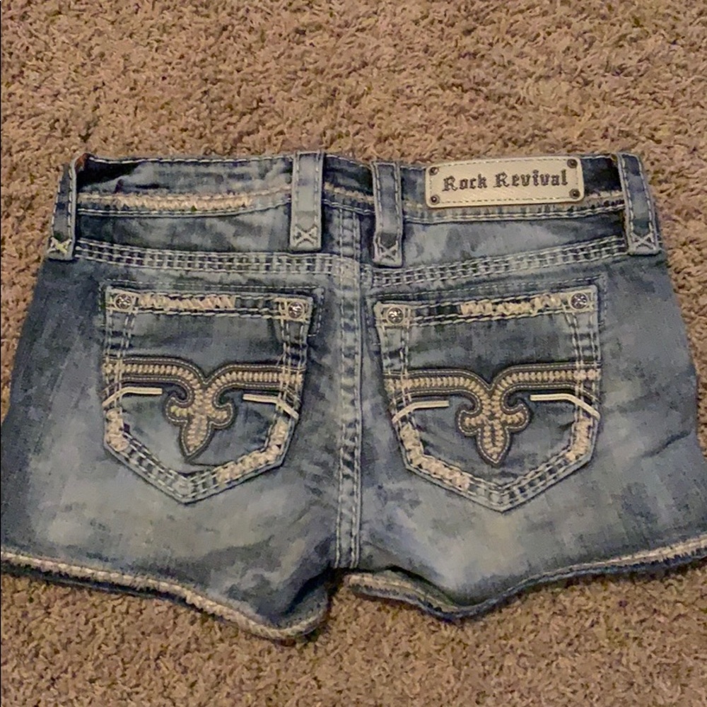 Rock Revival size 27 shorts